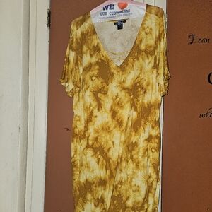 Torrid 2x gold & cream dress.